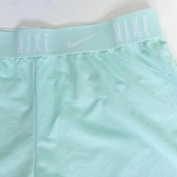 Nike Girls Dri-FIT Training Shorts Blue Green Size Large - Picture 3 of 6